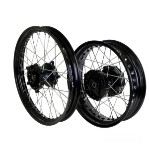 Foto coppia ruote tuareg