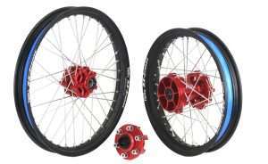 Foto coppia di ruote faba desert x motorally